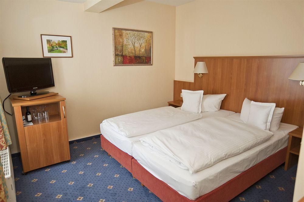 Doria Hotell Düsseldorf Exteriör bild