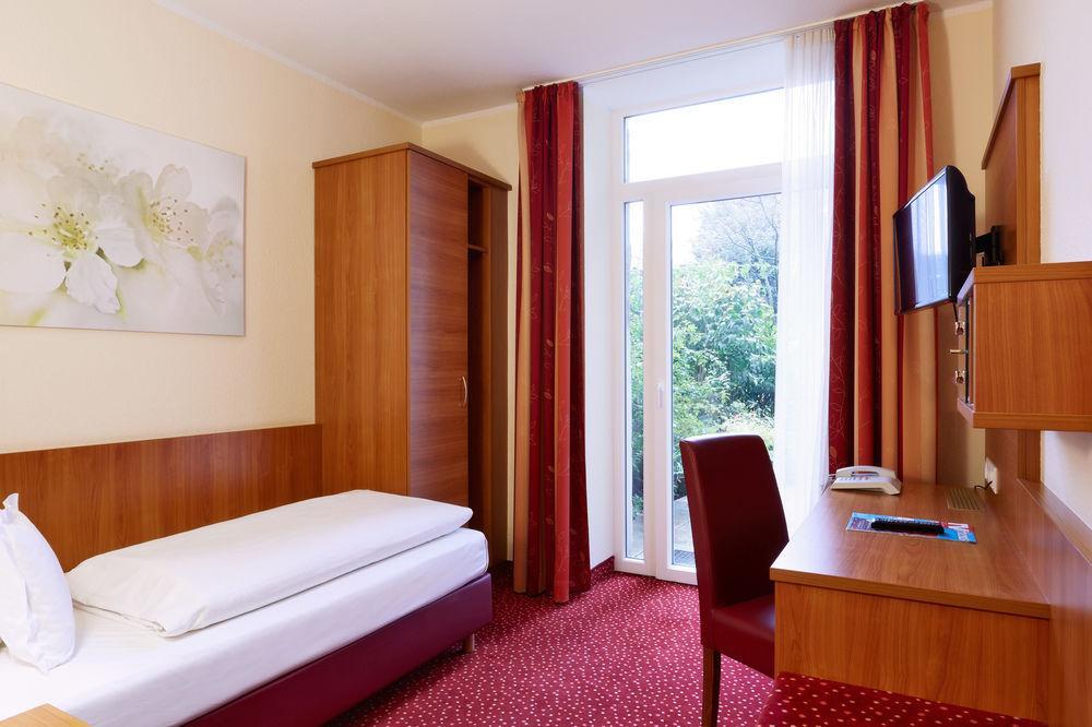 Doria Hotell Düsseldorf Exteriör bild
