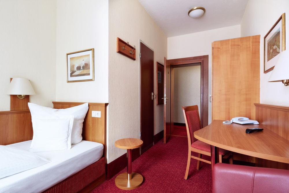 Doria Hotell Düsseldorf Exteriör bild